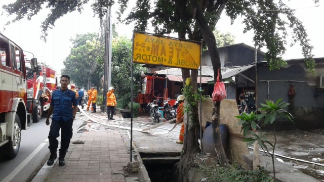 Kebakaran di Posko PDIP Tanah Abang. (Foto: Twitter @humasjakfire)
