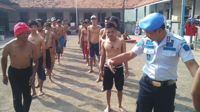 Ketahuan Tak Puasa, Napi di Lapas Brebes Dihukum Lari dan Push Up (1)