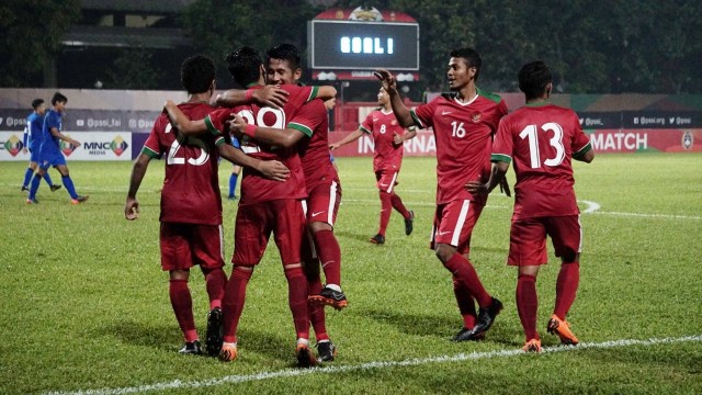 Pertandingan Indonesia U-23 vs Thailand U-23. (Foto: Iqbal Firdaus/kumparan)