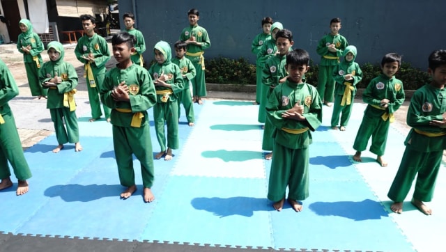 Sesi latihan Padepokan Joko Tole. (Foto: Helmi Afandi/kumparan)