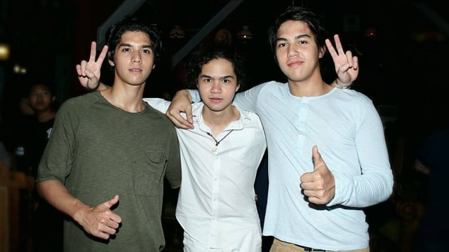 Al, El, dan Dul  (Foto: Instagram @ahmaddhaniprast)
