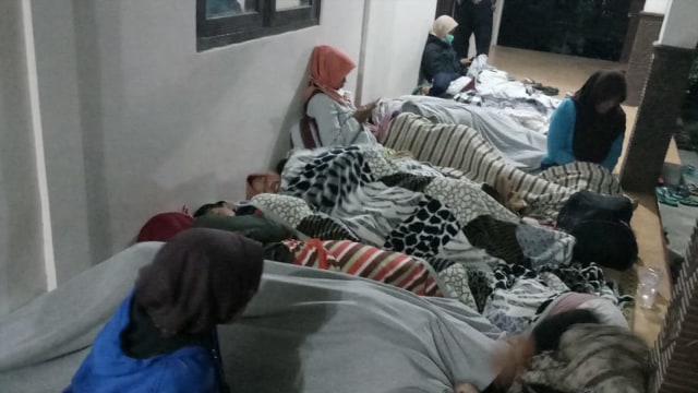 98 Warga Mengungsi di Balai Desa Glagaharjo (Foto: Dok. BPBD Kabupaten Sleman)