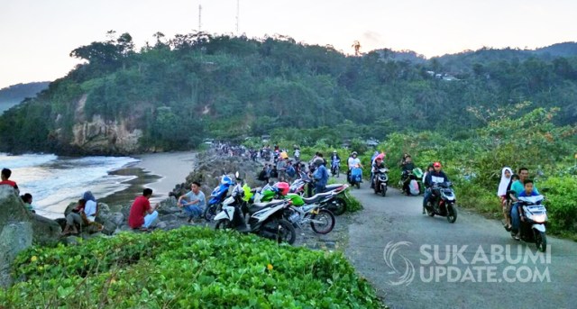 Pantai Pajagan di Cisolok Sukabumi, Tempat Eksotis Buat Ngabuburit