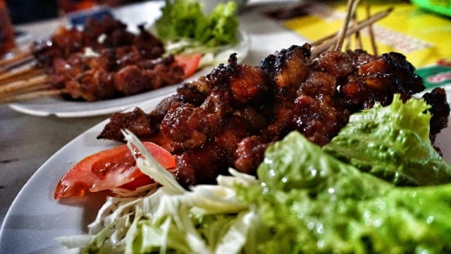Sate Pak Man di Salatiga, Jawa tengah. (Foto: Aditia Noviansyah/kumparan)
