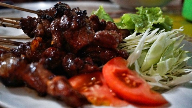 Sate Pak Man di Salatiga, Jawa tengah. (Foto: Aditia Noviansyah/kumparan)