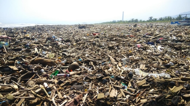 Sampai Pantai Loji (Foto: Sukabumi Update)