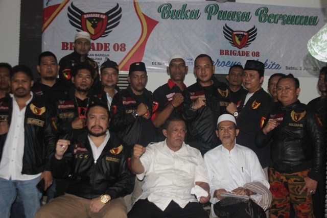 Jenderal (Purn) Djoko Santoso Hadiri Buka Puasa Bersama Ormas Brigade 08