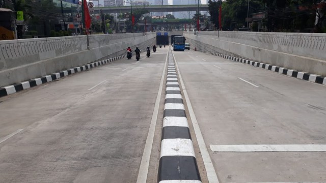 Underpass Mampang sudah bersih dari coretan. (Foto: Ainul Qalbi/kumparan)