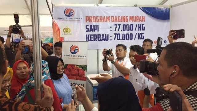 Suasana Bazar Murah Ramadhan di Kemendag. (Foto: Abdul Latif/kumparan)