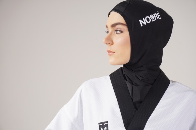 noore hijab sport