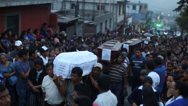 Korban letusan Gunung Berapi Guatemala. (Foto: REUTERS/Jose Cabezas)