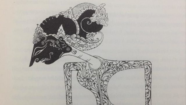 Dewi Kunti (Foto: Rupa dan Karakter Wayang Purwa (2010))
