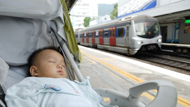 Ilustrasi Mudik dengan Kereta Api (Foto: Thinkstock)