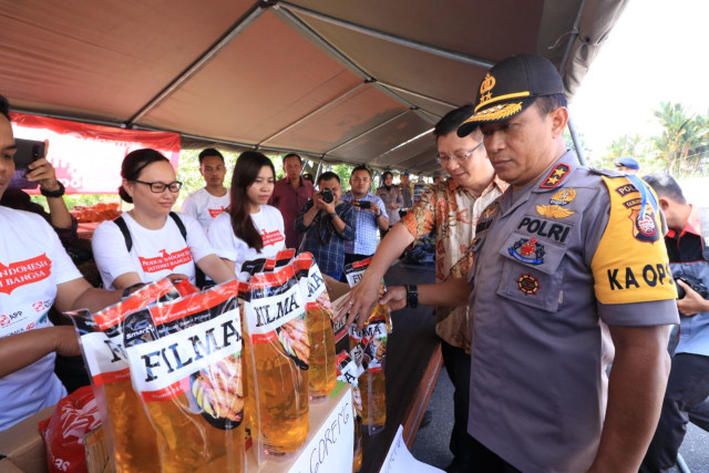 Horeee . . . Ada Bazar Pasar Murah di Mapolda Kalbar