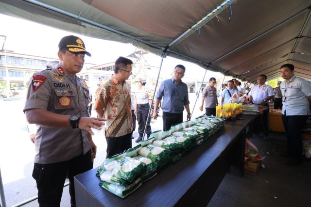 Horeee . . . Ada Bazar Pasar Murah di Mapolda Kalbar (3)
