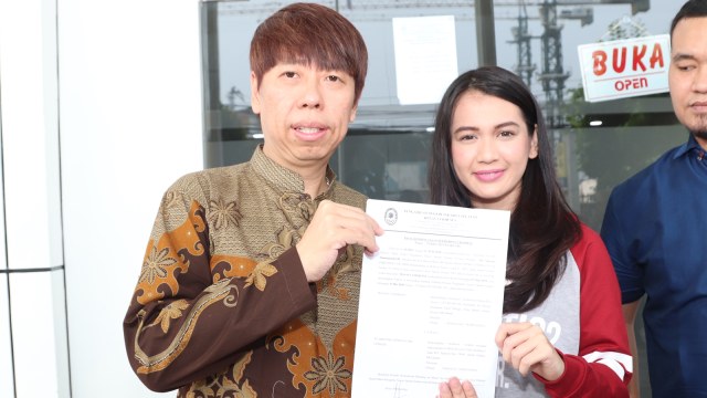 Henry Indraguna dan Dea Annisa  (Foto: Munady)