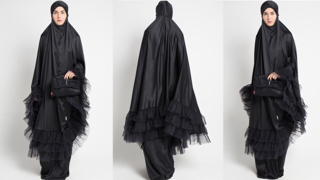Mukena Tatuis  (Foto: Zalora)