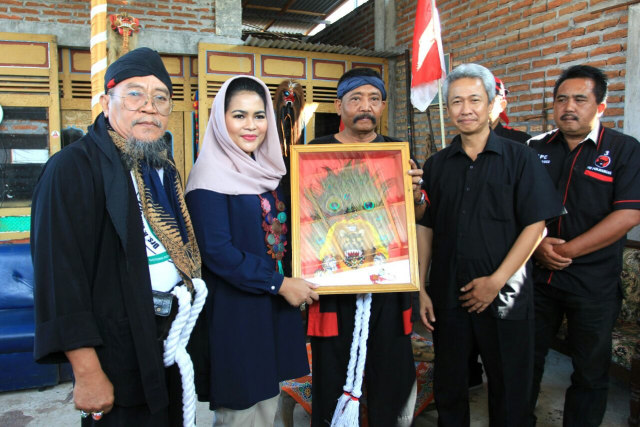 Bulan Bung Karno, Puti Dititipi Pesan oleh Sesepuh Reog Ponorogo 