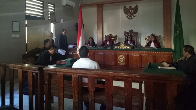 Sidang putusan Mang Jangol di PN Denpasar (Foto:  Cisilia Agustina Siahaan/kumparan)