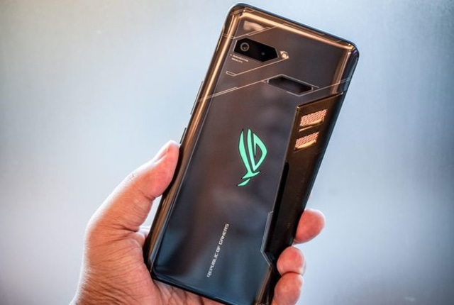 ASUS Meluncurkan 'ROG Phone' Khusus untuk Gamers (1)