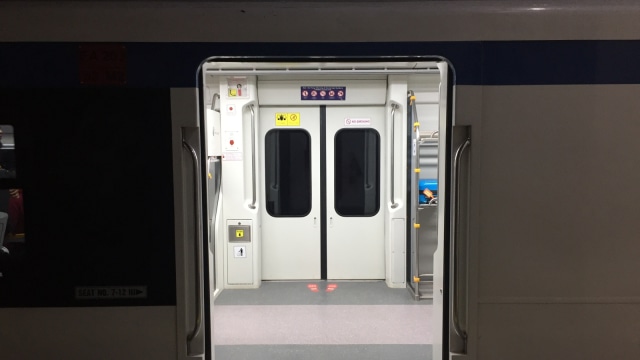 Kereta Bandara di Stasiun BNI City. (Foto: Selfy Sandra Momongan/kumparan)