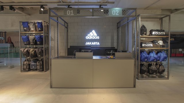 Toko Baru Adidas (Foto: Iqbal Dwiharianto)