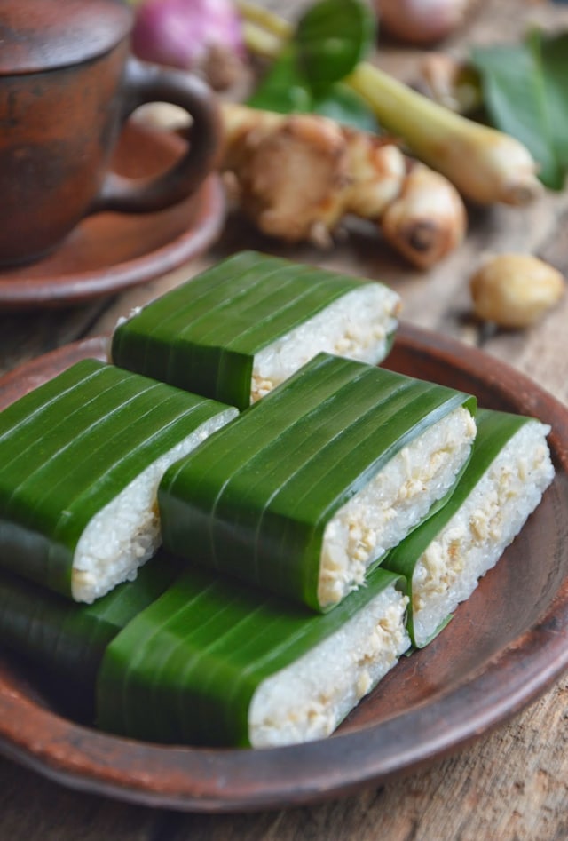 Kenyang dan Lezat, Lemper Isi Abon Ayam