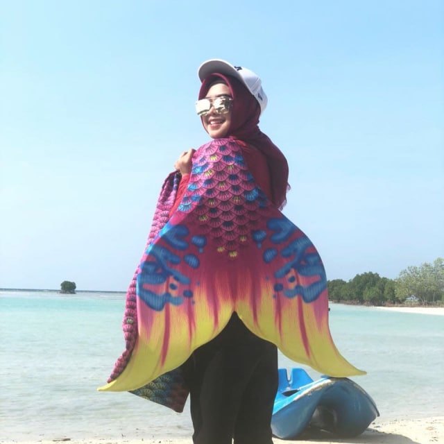 5 Youtuber Cantik Tapi Makannya Banyak  (3)