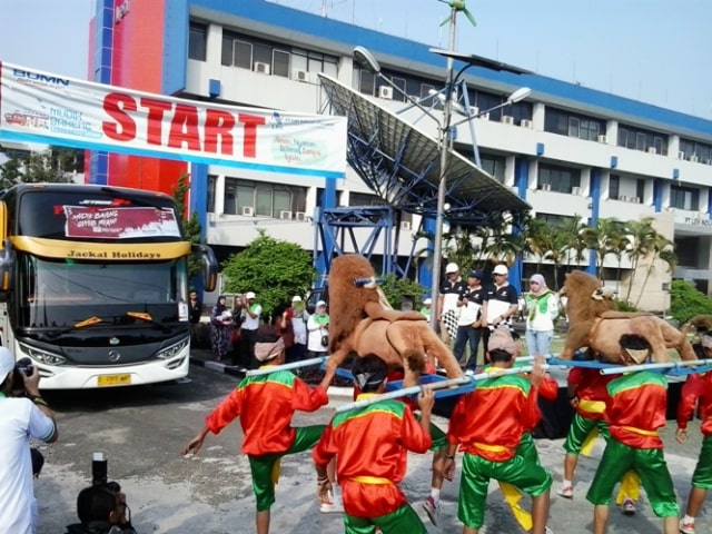 PT Len Industri Berangkatkan Ratusan Pemudik Gratis Asal Kota Bandung