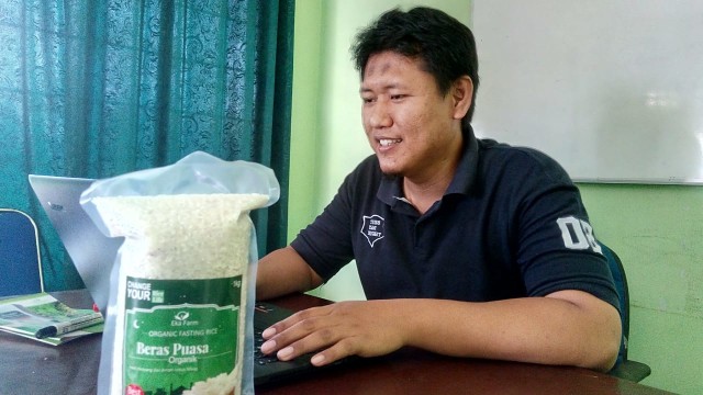 Eka Farm Membuka Zakat Online Dengan Paket Beras Super Organik