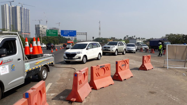Contraflow Sepanjang 12 Km di Tol Jakarta-Cikampek (Foto: Jasa Marga)