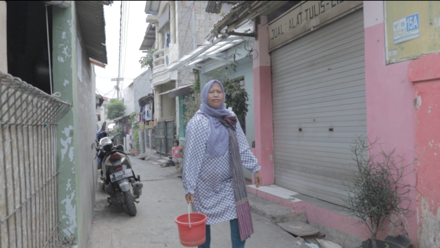 Parmi pedagang jamu gendong (Foto: Seno/kumparan)
