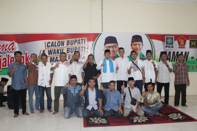 Puluhan Sopir Angkot Datangi Posko Pemenangan Maman - Jefry, Siap Memenangkan Paslon no 1 (1)