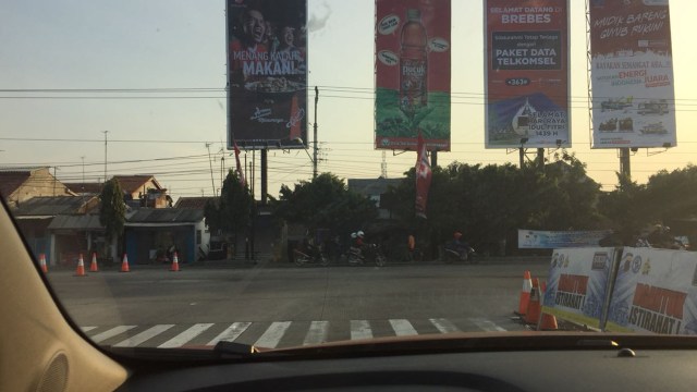 Suasana lengang di Brebes Exit Tol (Brexit) (Foto: Diah Harni/kumparan)