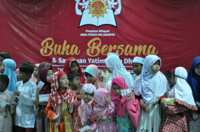 Peduli Yatim Piatu, HIMA PERSIS Jakarta adakan Buka Puasa Bersama dan Santunan Yatim Piatu (2)