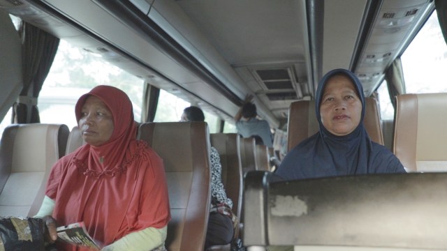 Parmi, penjual jamu gendong (Foto: Satrio Firmansyah/Kumparan )