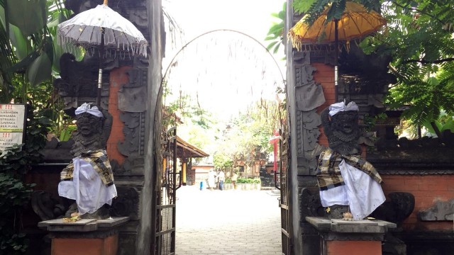 Suasana Pura Aditya Jaya, Jakarta Timur (Foto: Yuana Fatwalloh/kumparan)