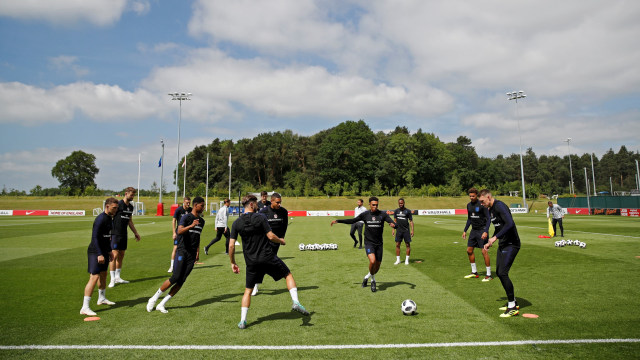 Latihan Timnas Inggris di St. George Park. (Foto: Reuters/Carl Recine)