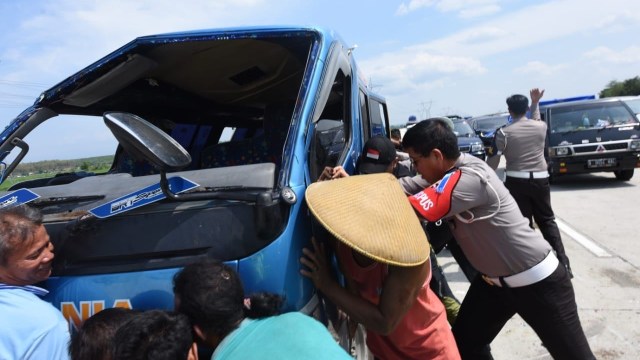 Kecelakaan di Tol Pejagan-Pemalang (Foto: Dok. Korlantas)