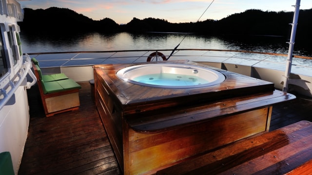 Jacuzzi di kapal pesiar (Foto: Dok: Siam Divers)