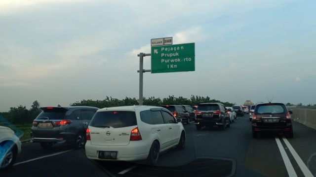 Kemacetan di Tol Pejagan (Foto: Dok. Fajar Widy)