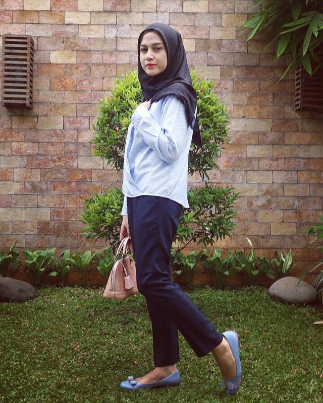 Intip 6 Gaya Terkini Nina Zatulini yang Makin Manis (6)