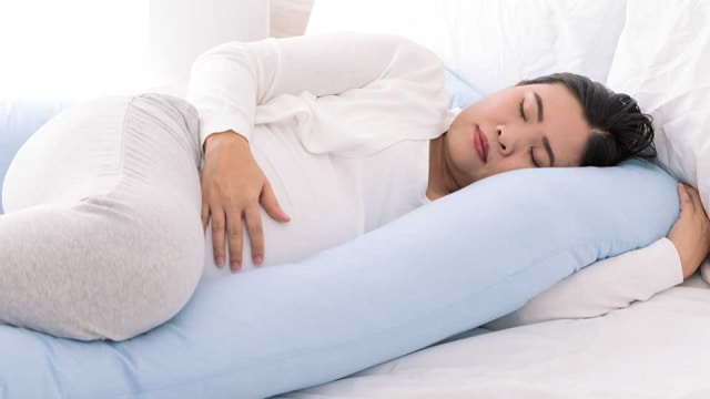 Tips Mengatasi Susah Tidur Saat Hamil 9 Bulan