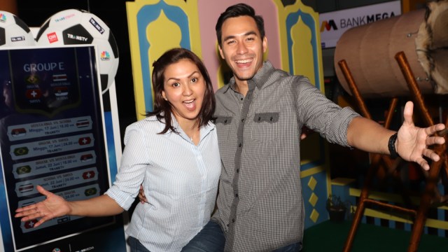 Donna Agnesia dan Darius (Foto: Munady Widjaja)