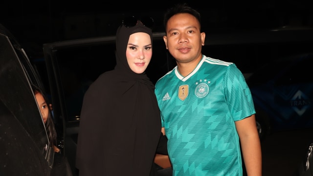 Vicky Prasetyo dan Angel Lelga  (Foto:  Munady Widjaja)