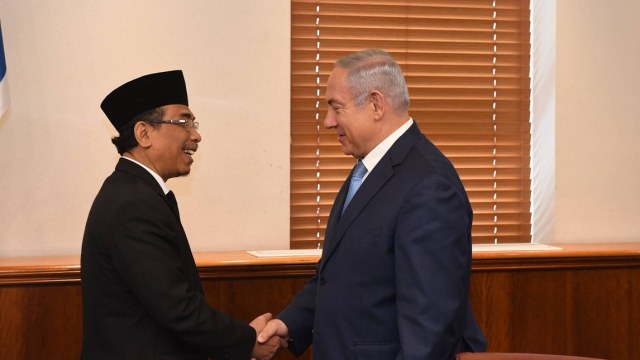 PM Israel dan Yahya Staquf (Foto: Twitter/@IsraeliPM)