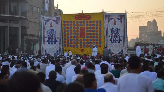 Suasana salat id di Masjid Belal Ben Rabah (Foto: Dok. Osama Maher)