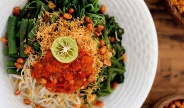 Mengenal Serombotan, Identitas Kuliner Kabupaten Klungkung, Bali
