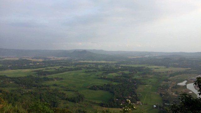 Kawasan Geopark Ciletuh, Sukabumi. (Foto: Muhammad Lutfan Darmawan/kumparan)