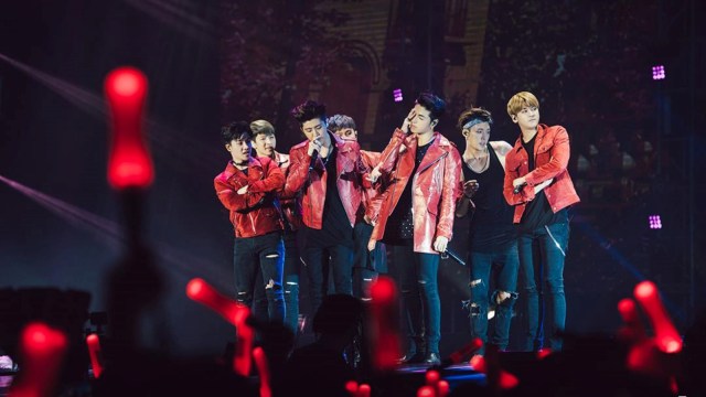 iKON (Foto: Facebook  @OfficialYGiKON)